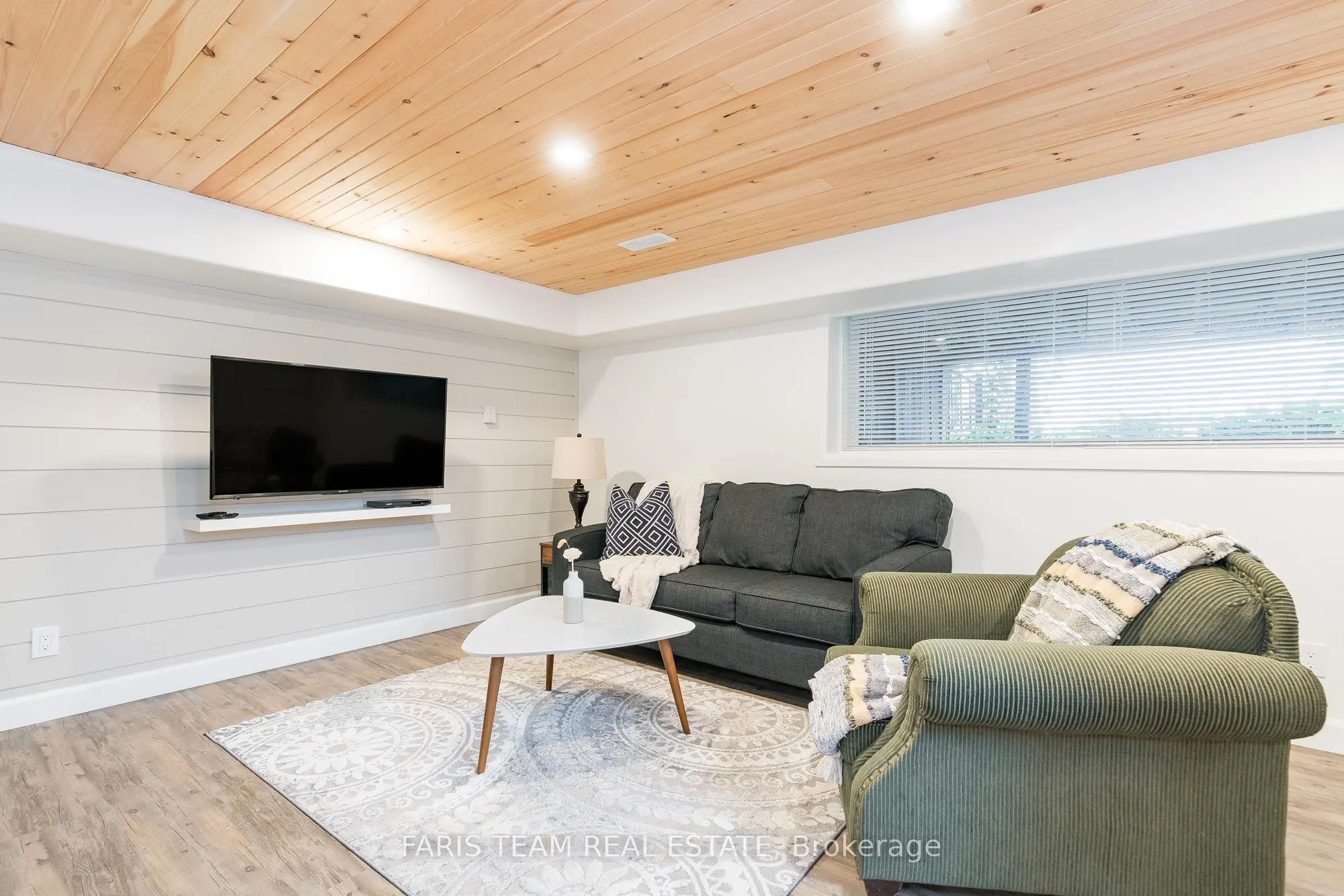 328 Cedar Avenue