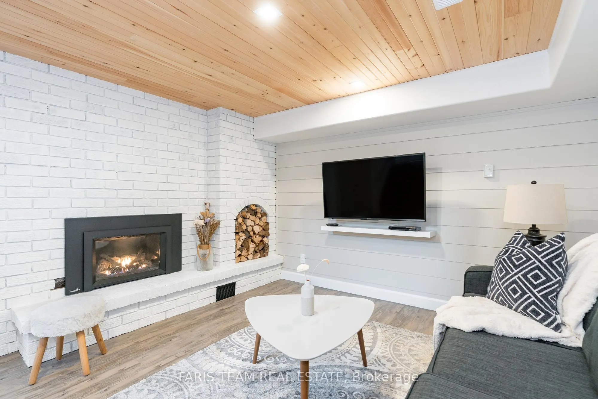 328 Cedar Avenue