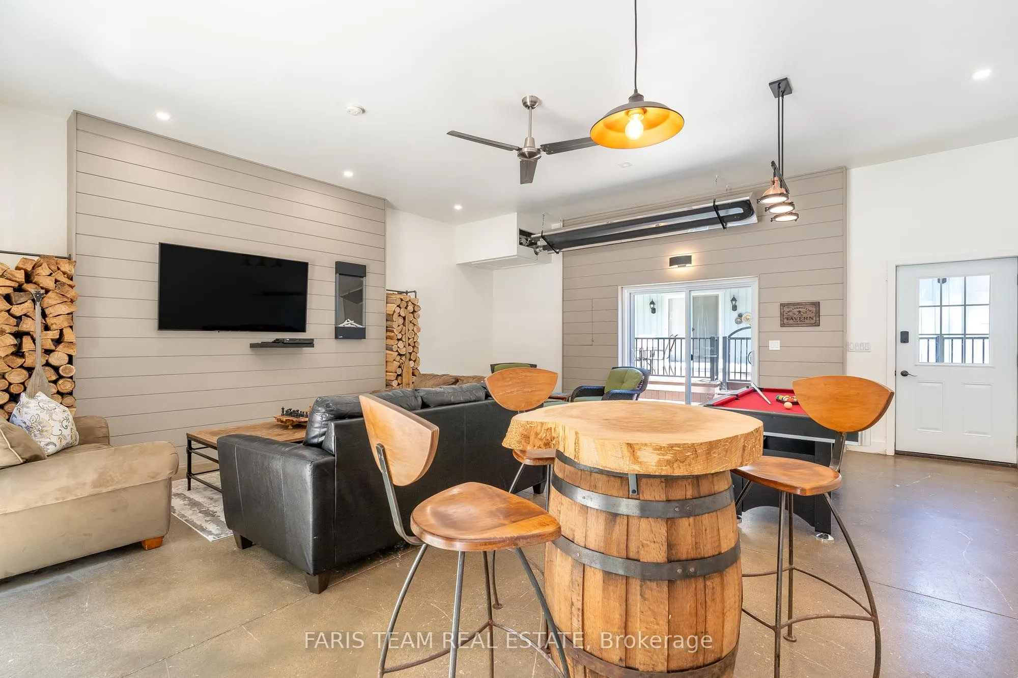 328 Cedar Avenue