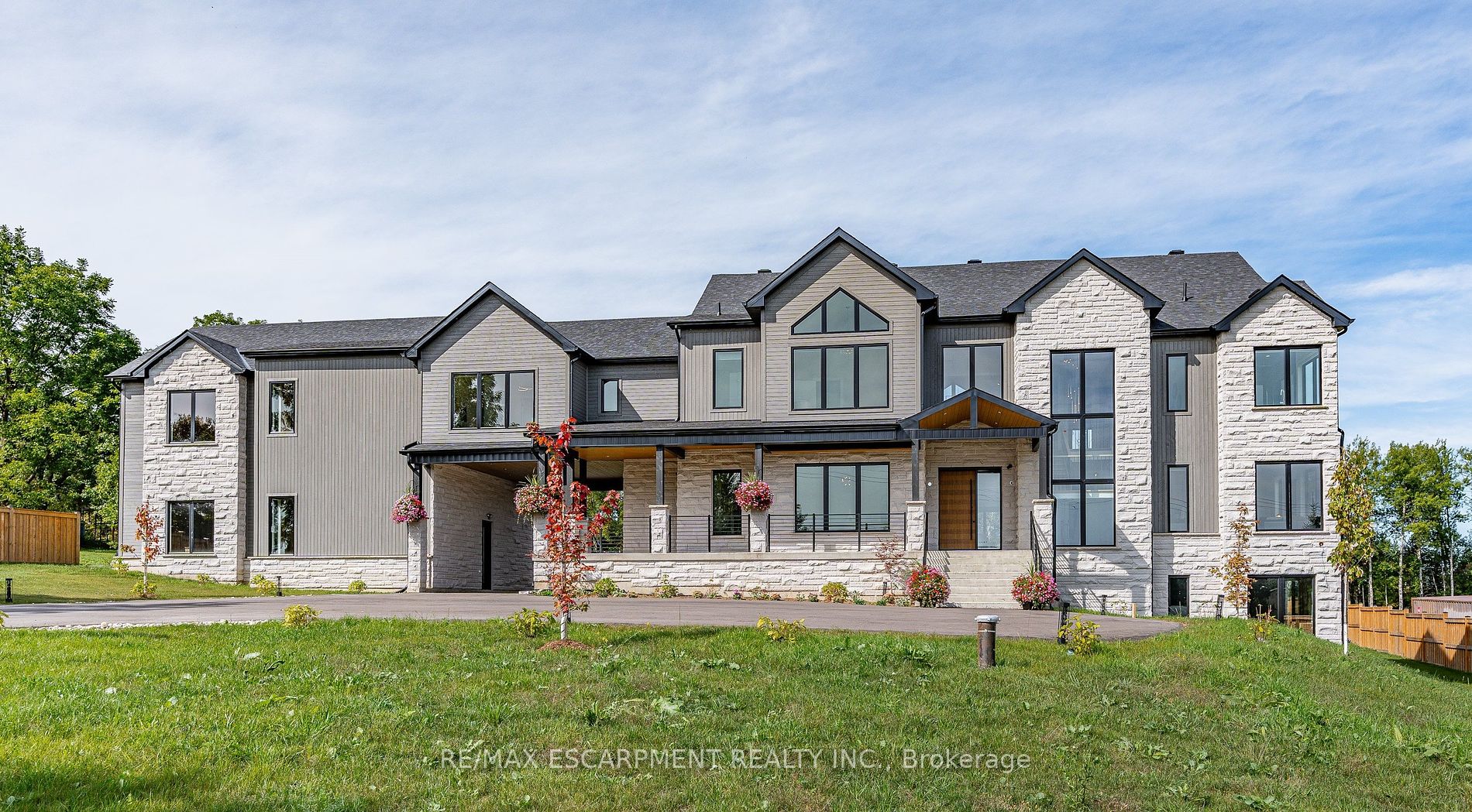 8920 Wellington Rd 124