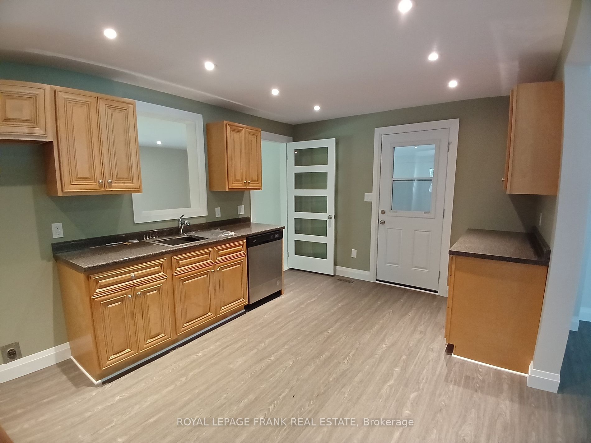 36 Madoc Street
