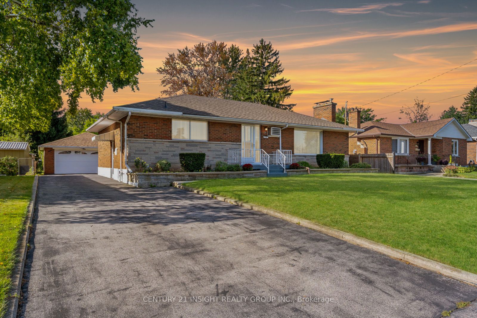 24 Heather Road