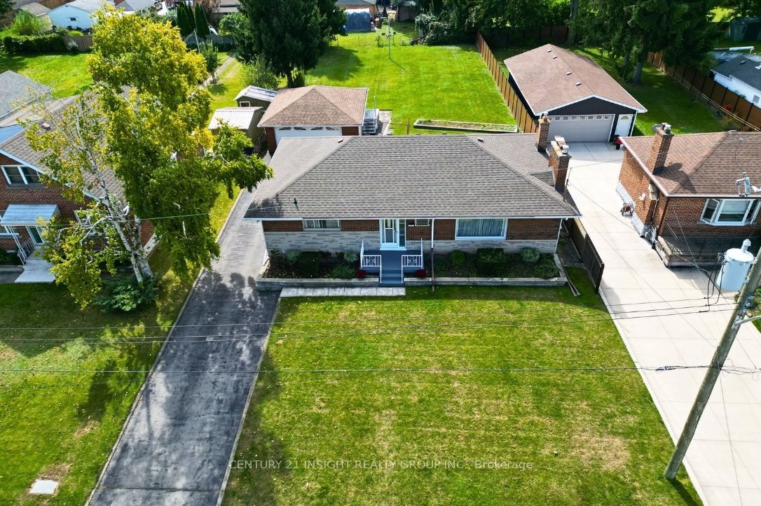 24 Heather Road