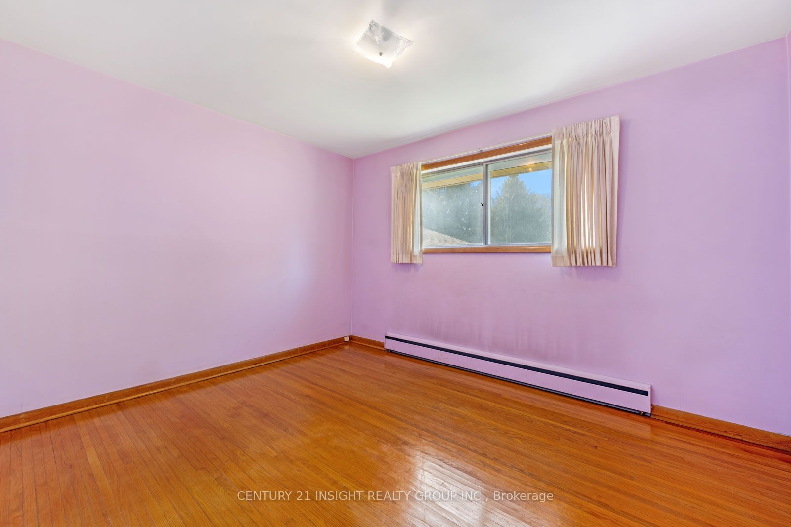 24 Heather Road