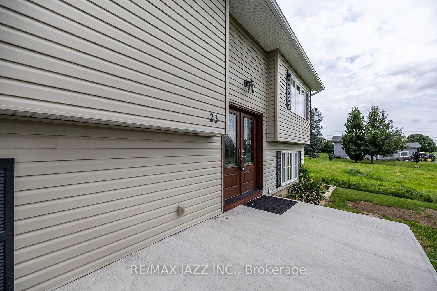23 Bayview Drive