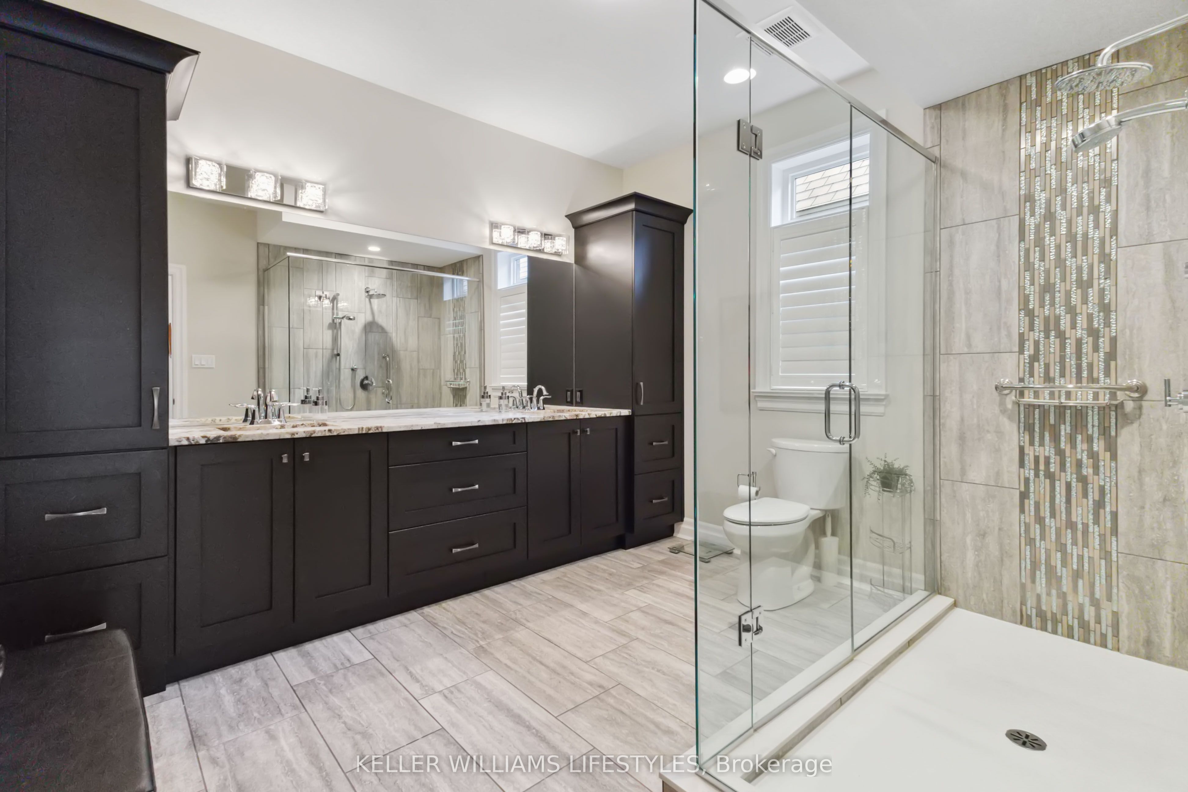 2290 Torrey Pines Way #3