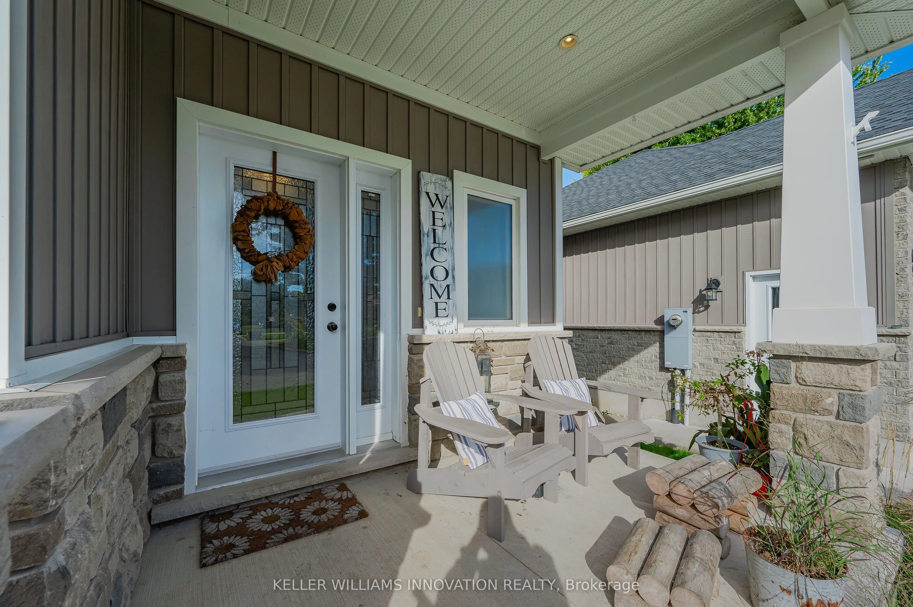 279 Oak Street