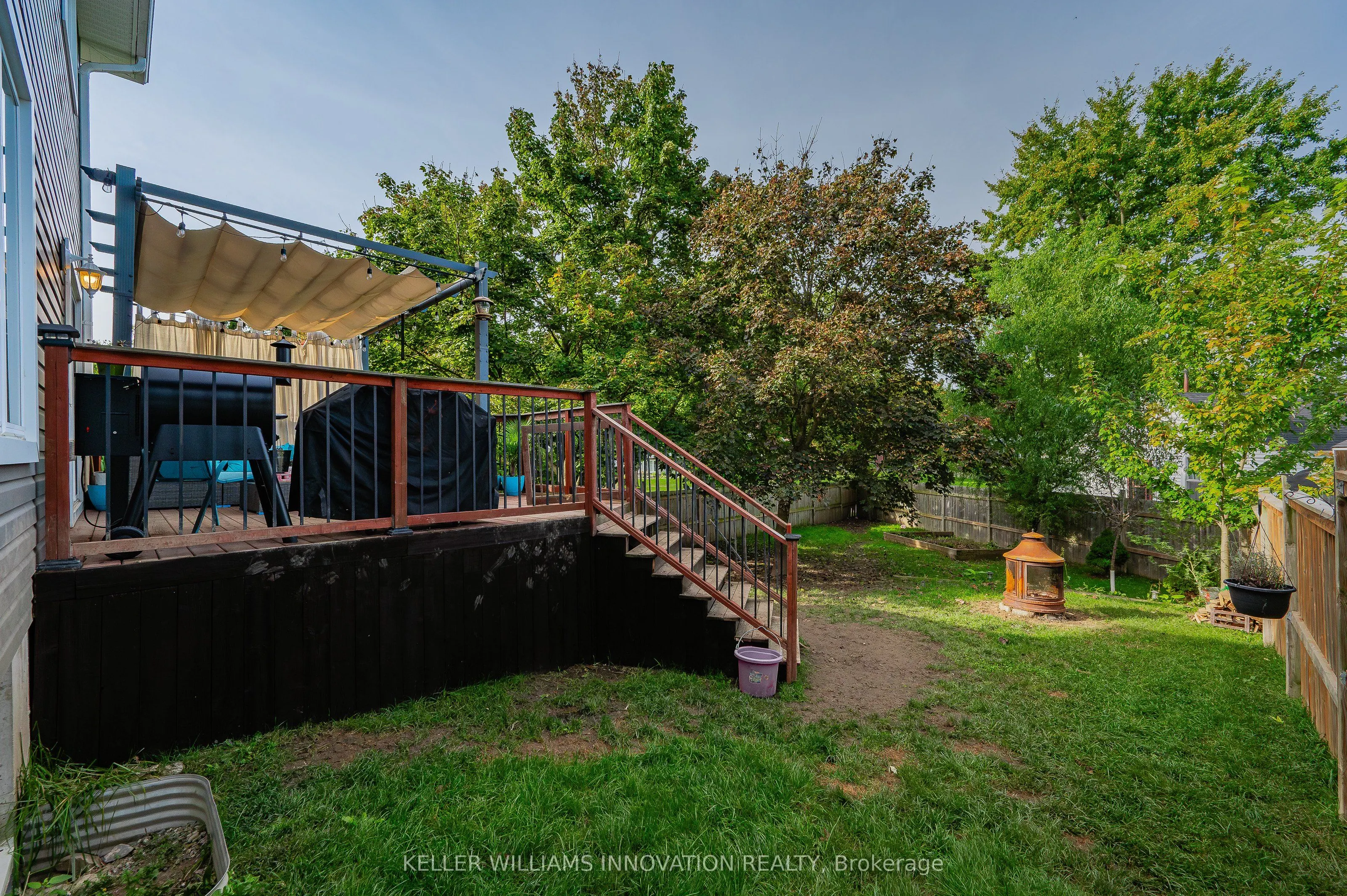 279 Oak Street
