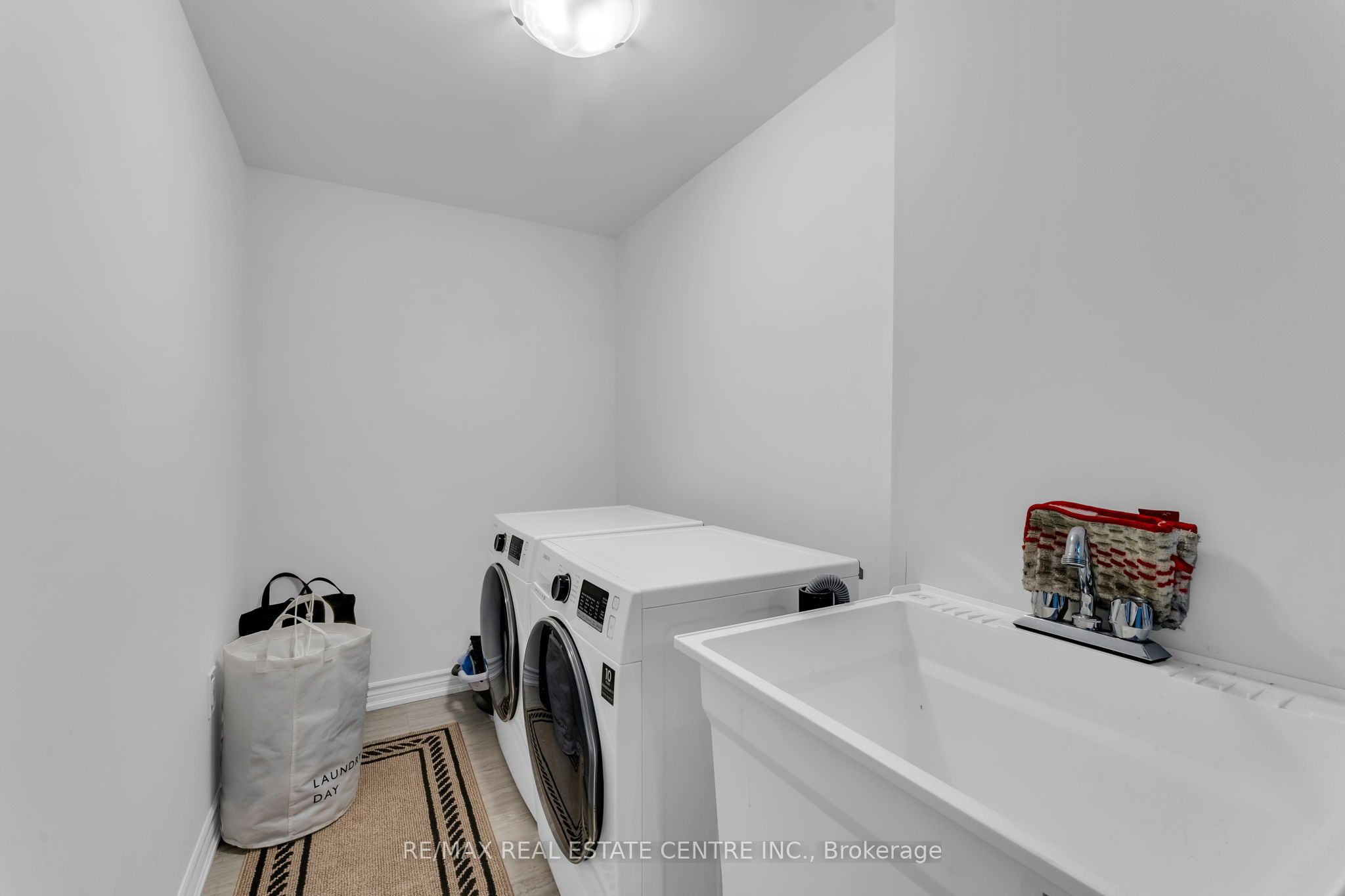 7 Roseberry Lane