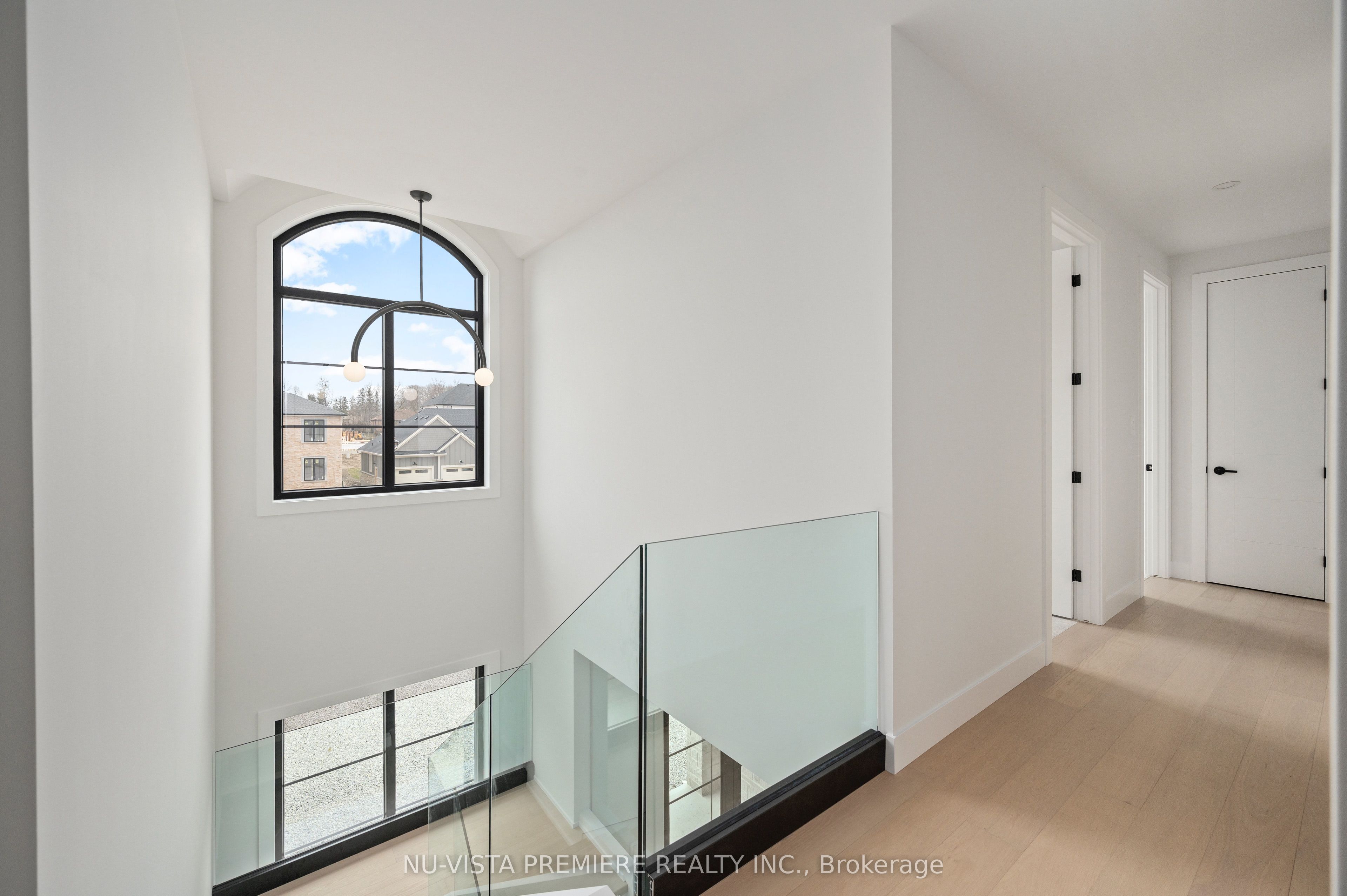 365 MANHATTAN Drive