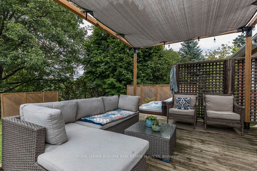 839 Mewburn Road