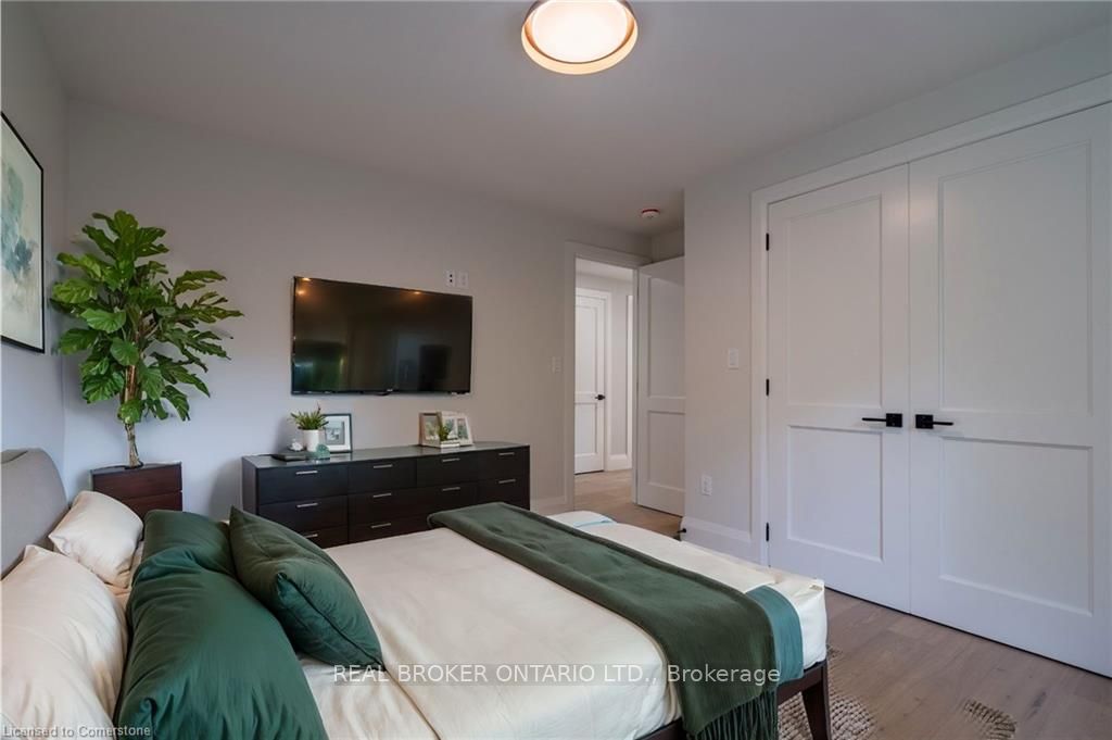 262 Robina Road