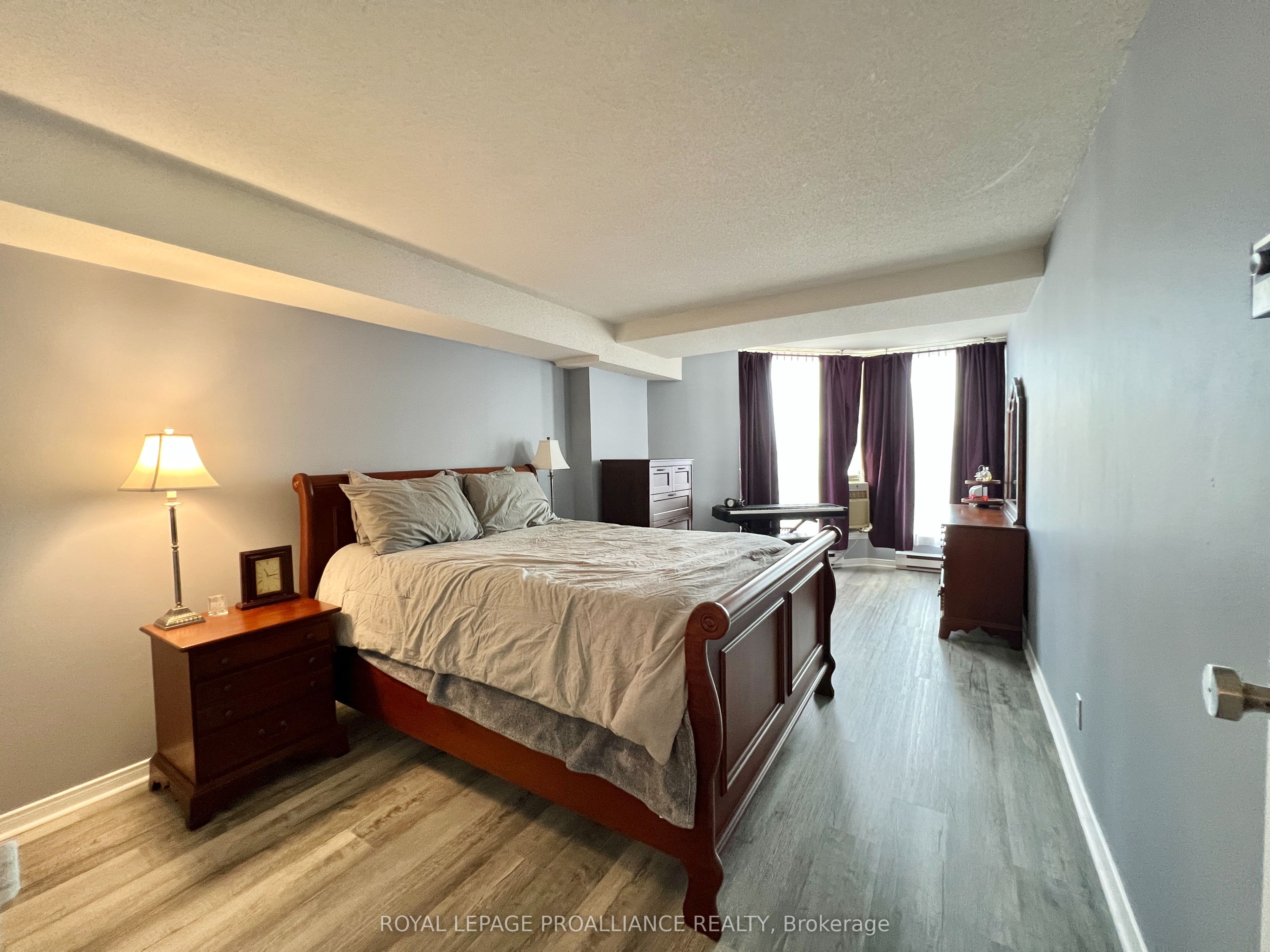 350 Front Street, #406