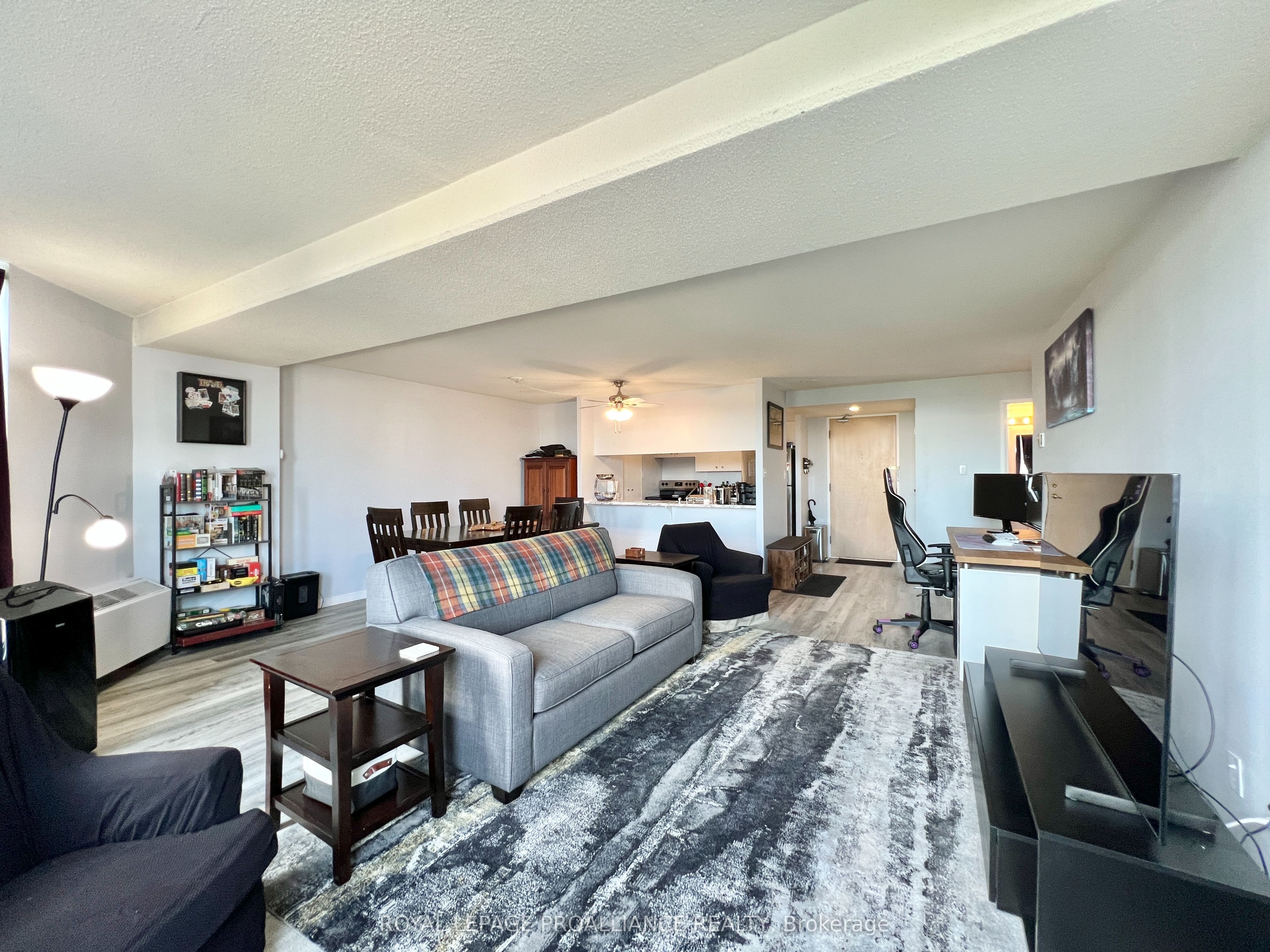 350 Front Street, #406