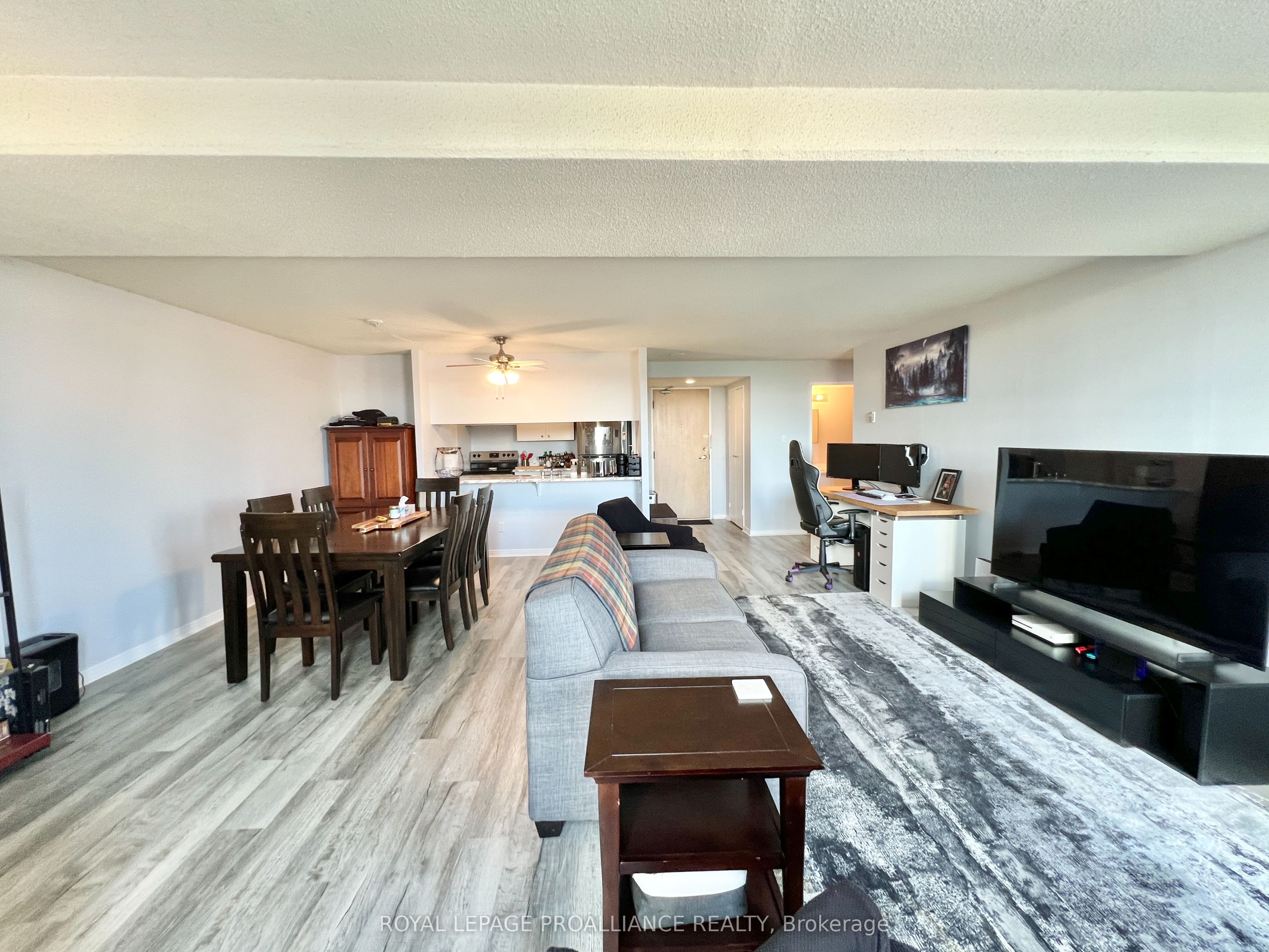 350 Front Street, #406