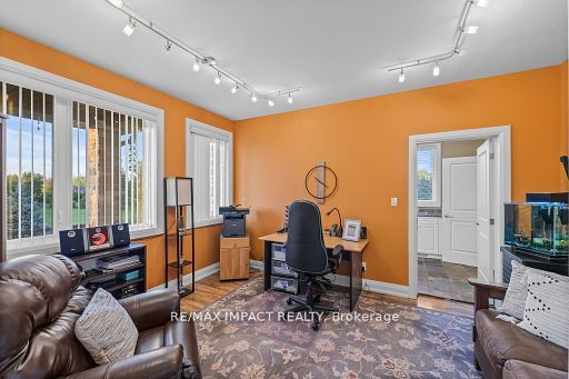 263 Lakeshore Road