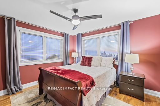 263 Lakeshore Road