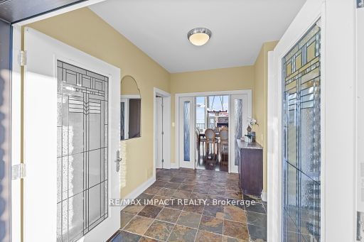 263 Lakeshore Road