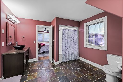 263 Lakeshore Road