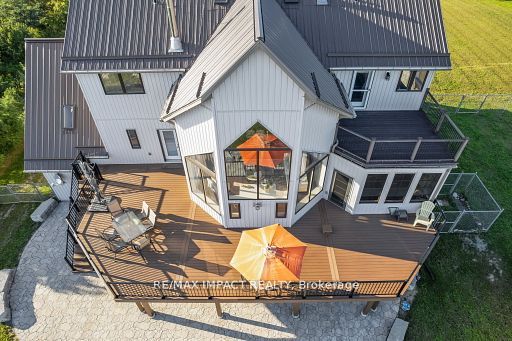 263 Lakeshore Road