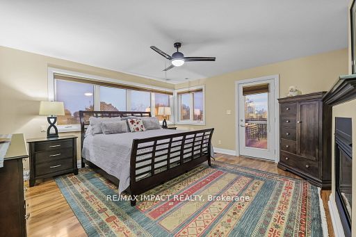 263 Lakeshore Road