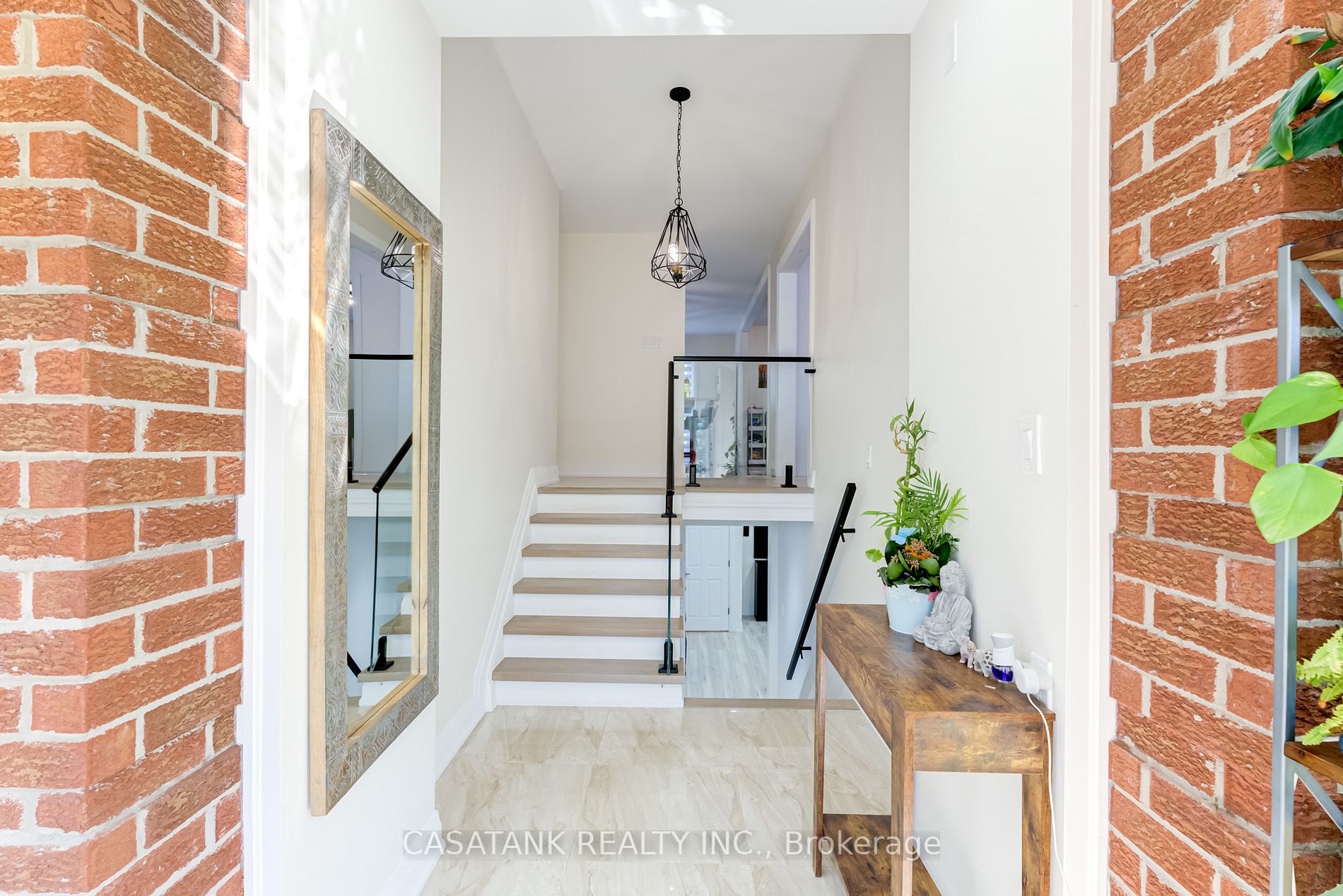 11 Peter Street