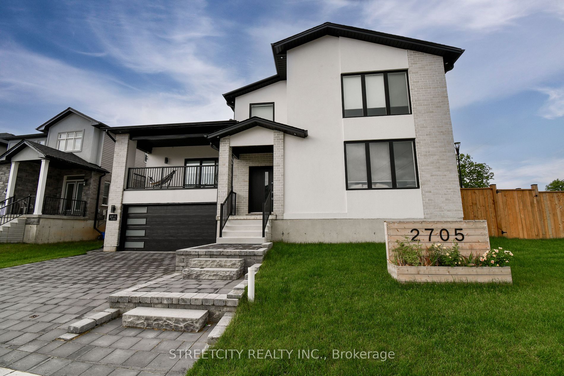 2705 Oriole Drive
