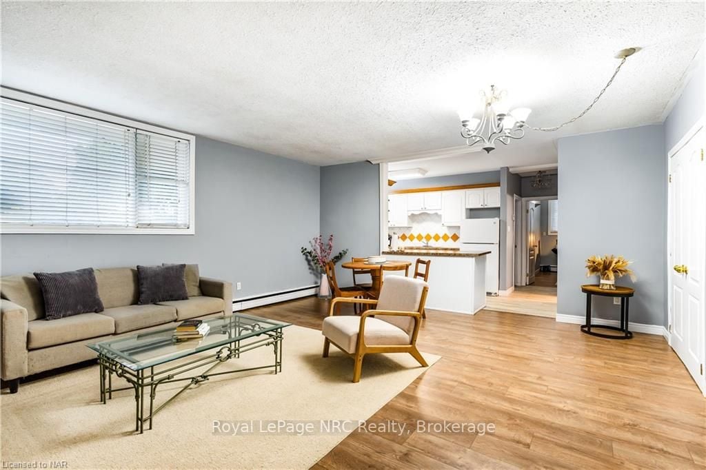 454 CARLTON Street #7