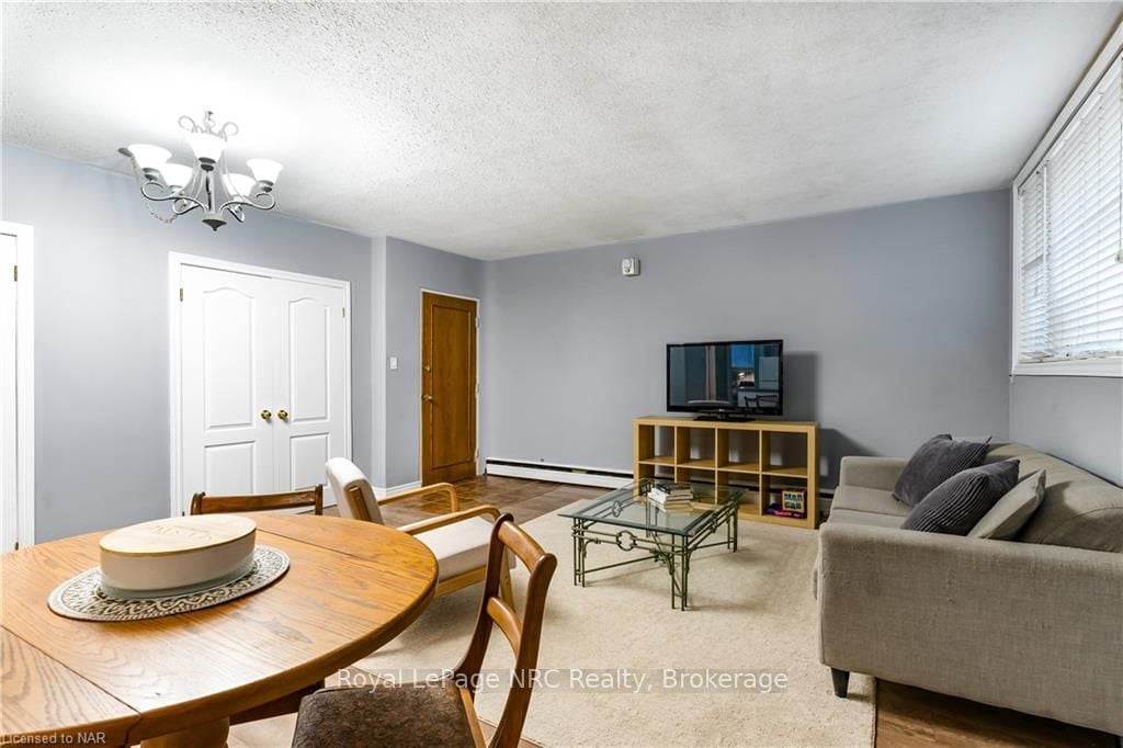 454 CARLTON Street #7