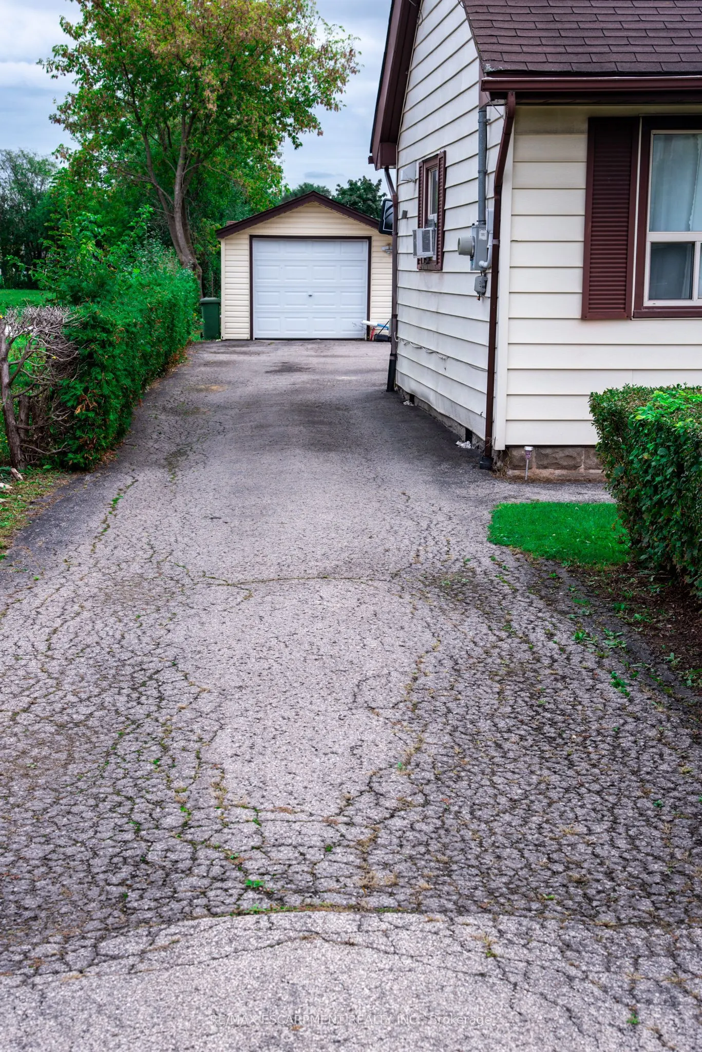 144 Green Road