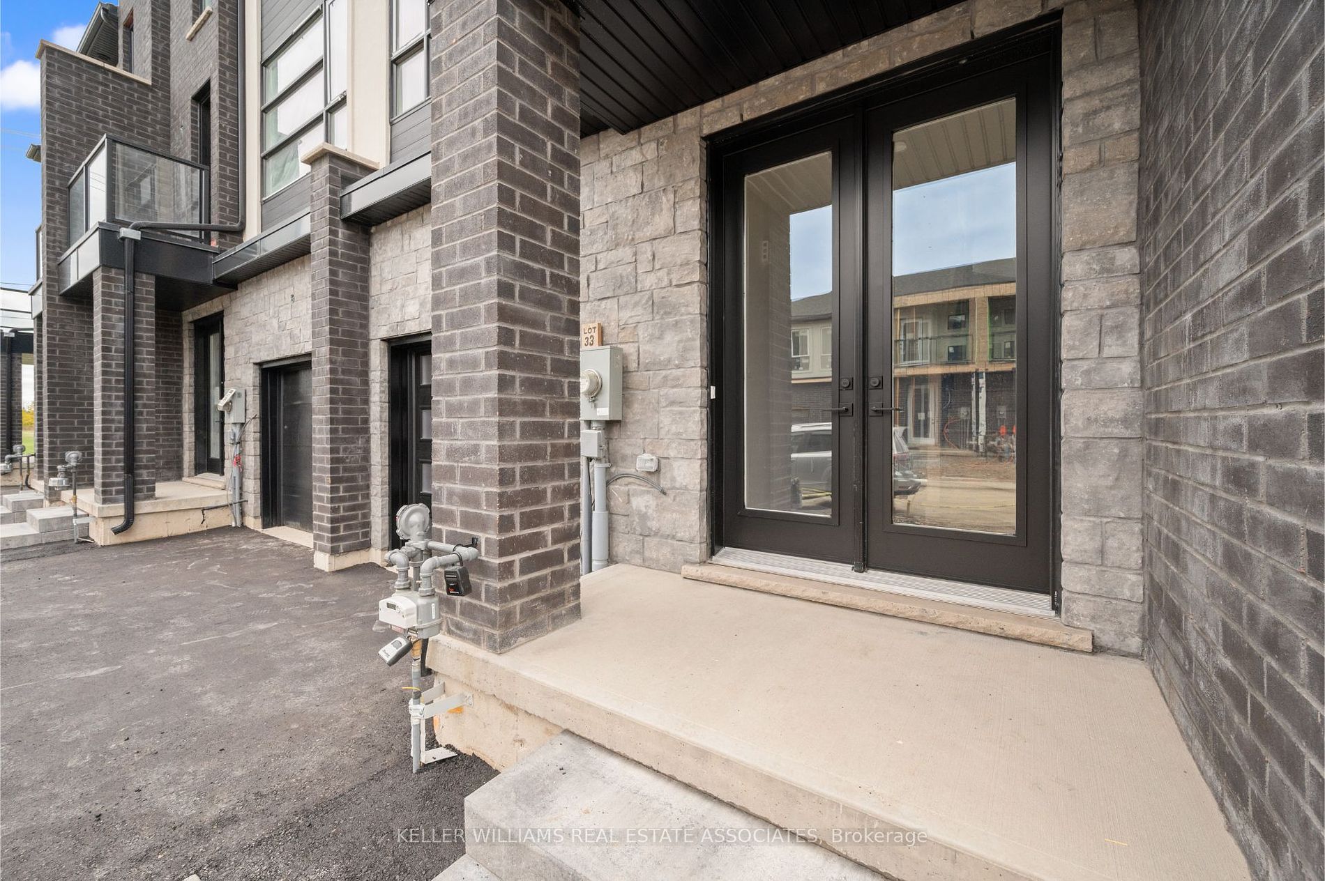 73 Warren Trail, #33