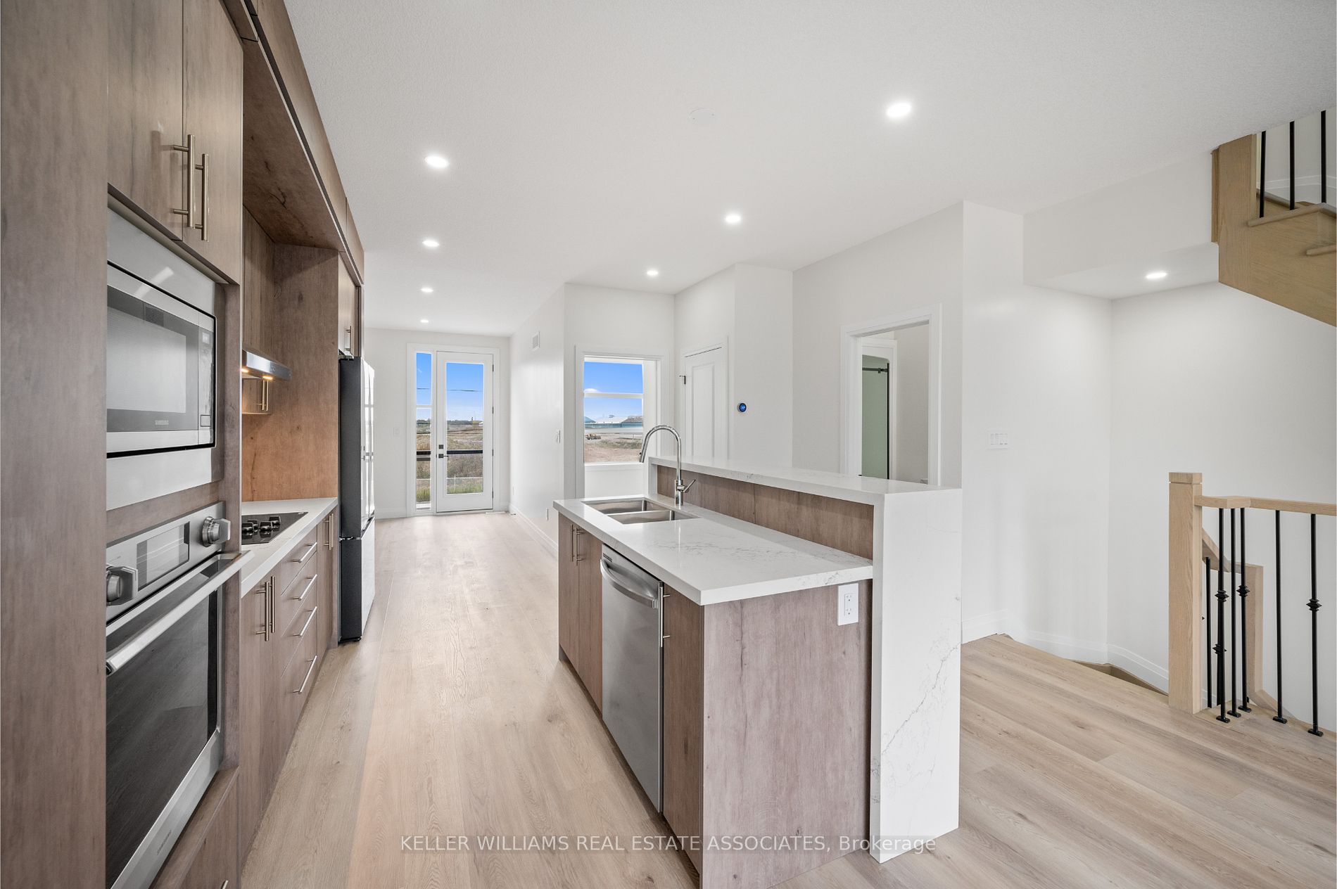 73 Warren Trail, #33