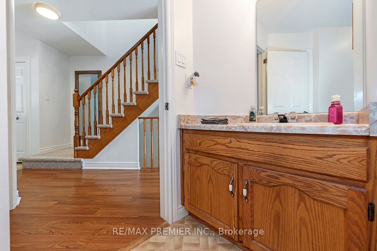 9 Wentworth Drive, #13
