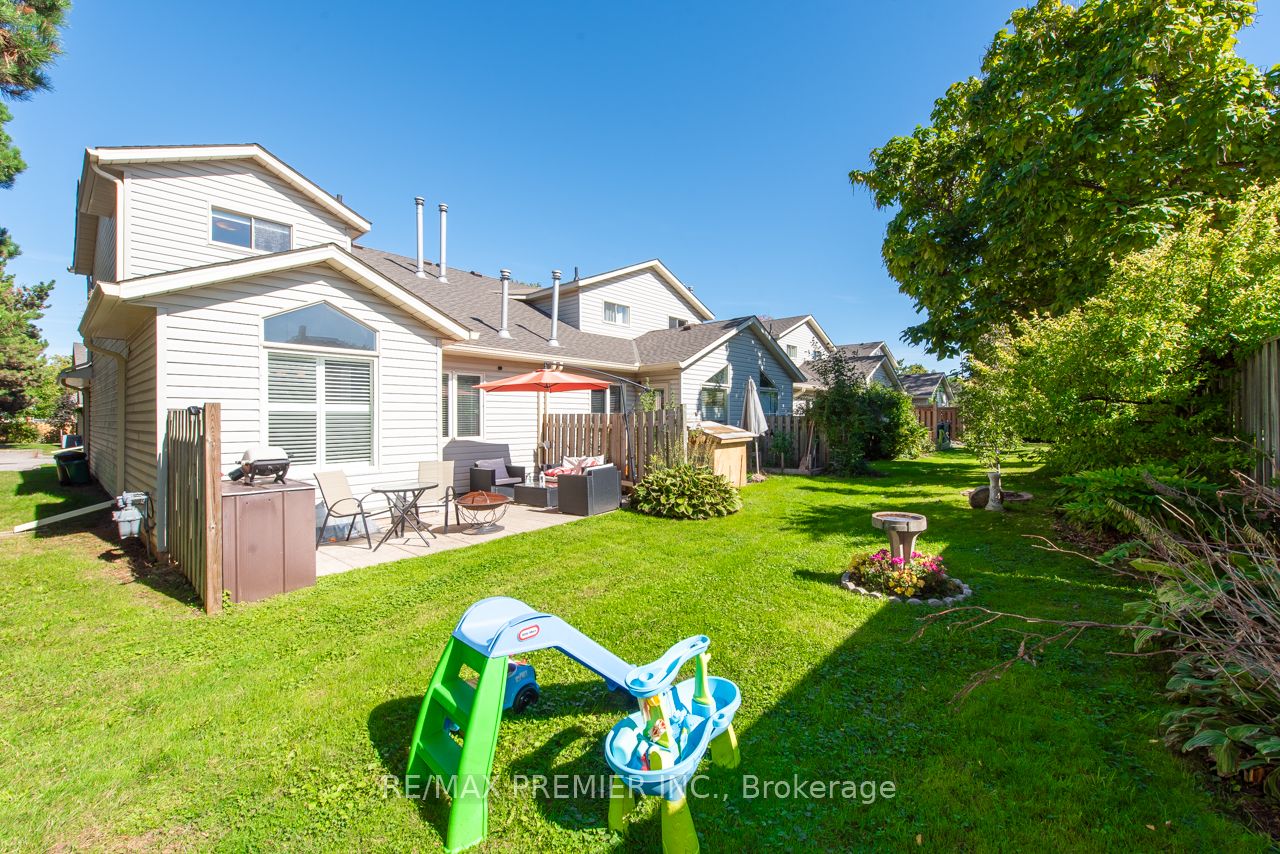 9 Wentworth Drive, #13