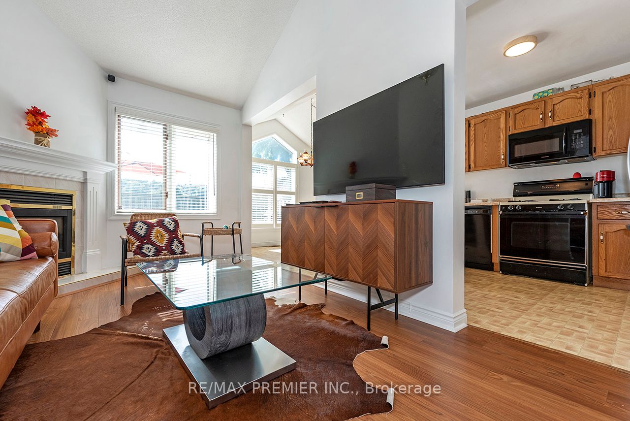 9 Wentworth Drive, #13
