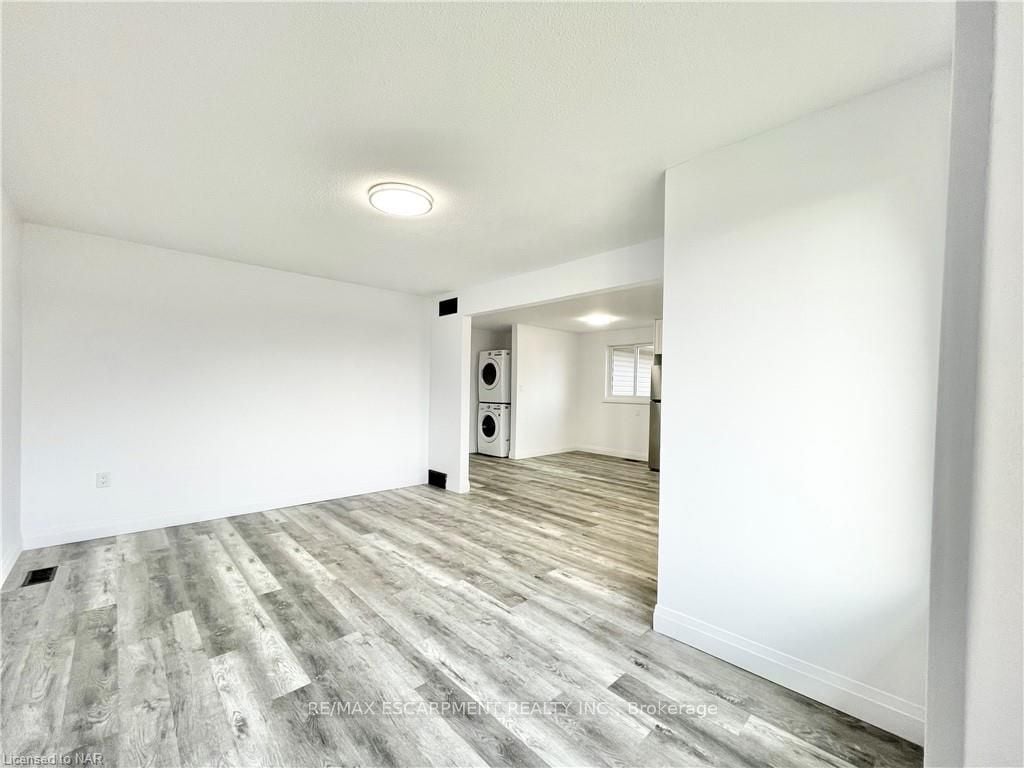 76 Marc Boulevard