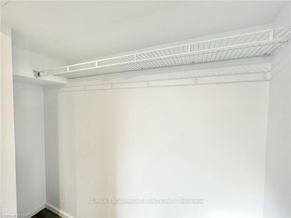 76 Marc Boulevard