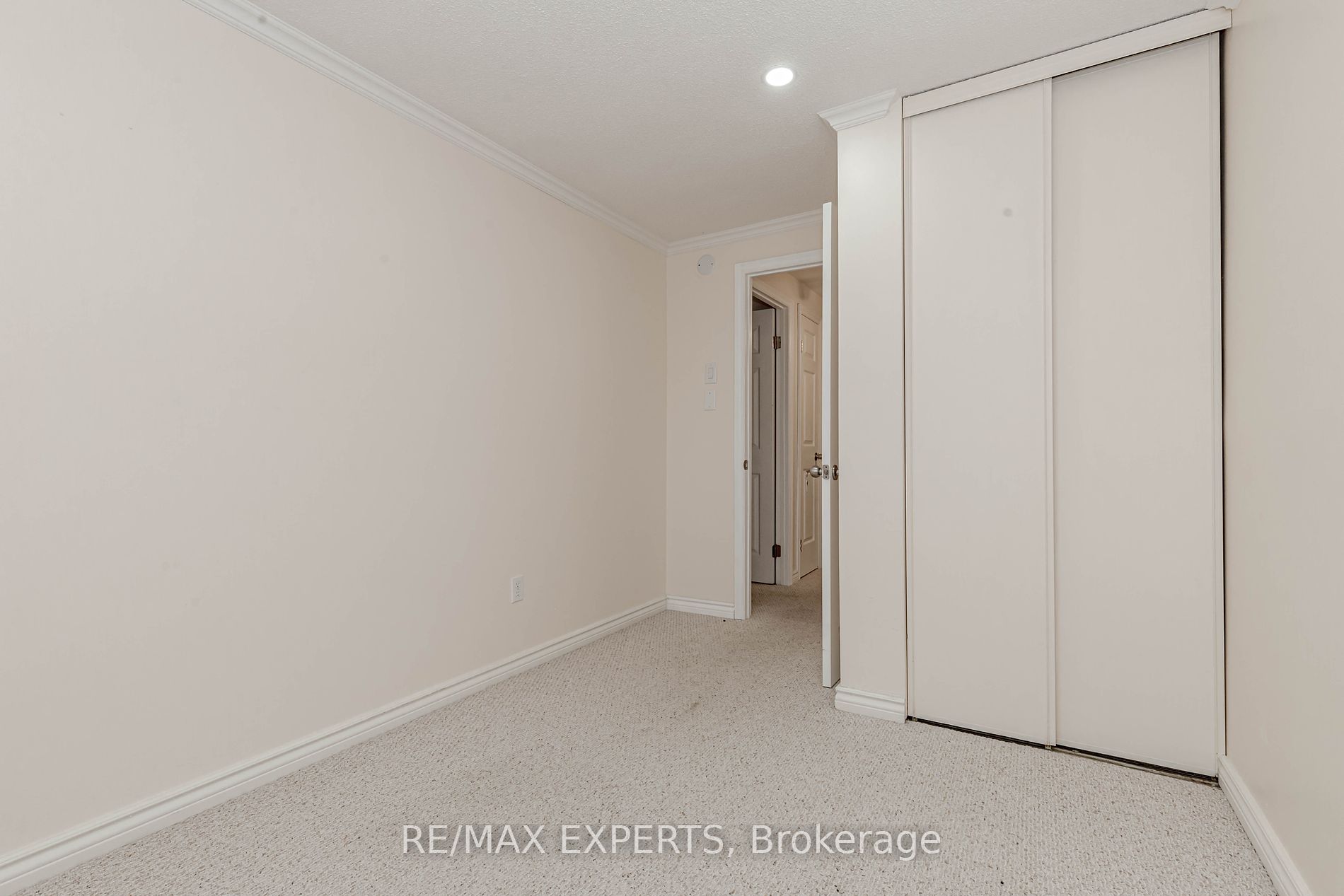 34 Bow Valley Drive, #9