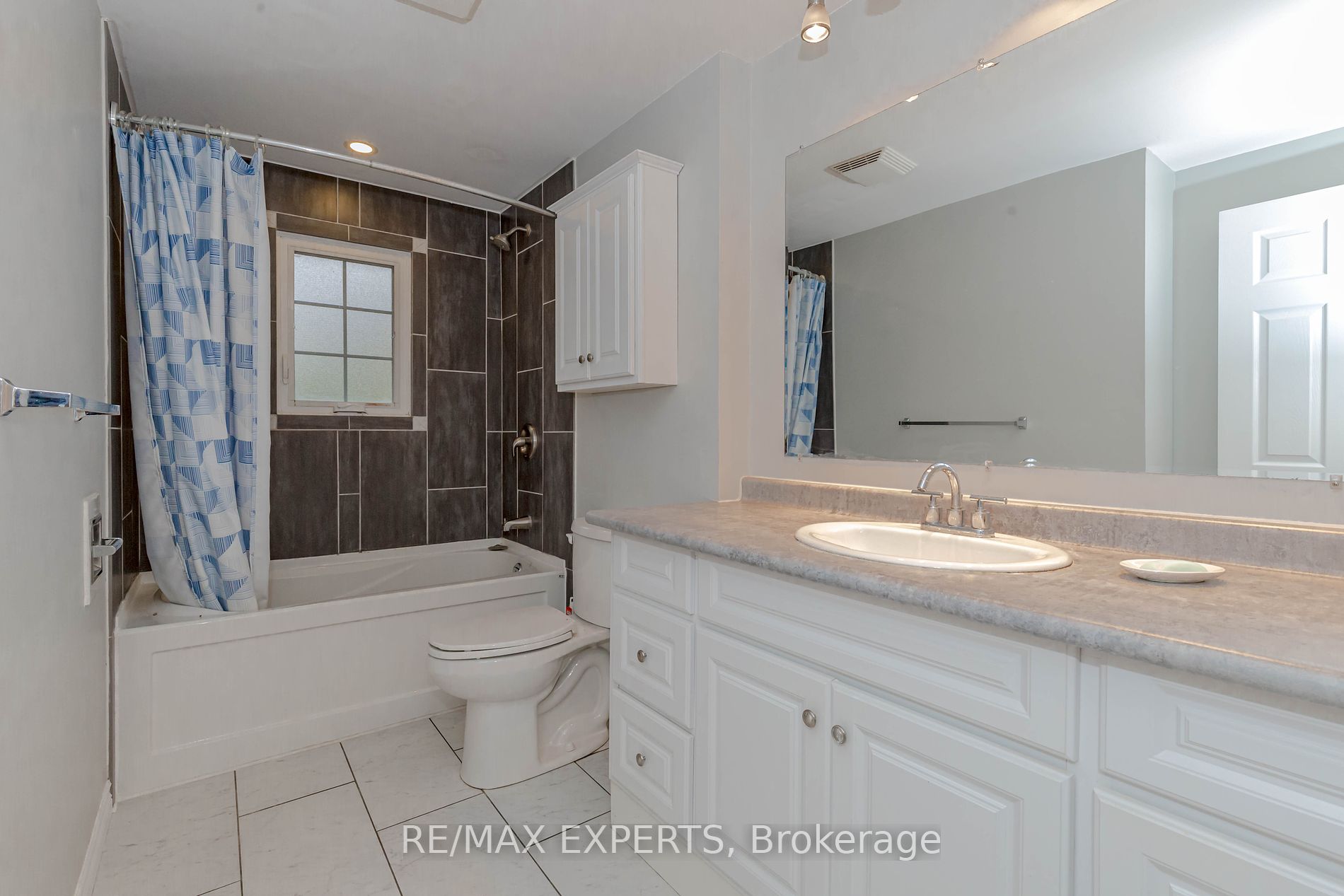 34 Bow Valley Drive, #9