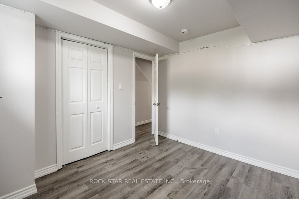 271 Carson Drive #Lower