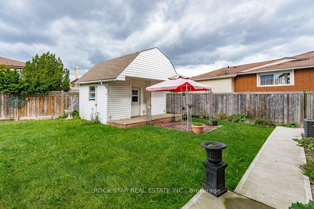 271 Carson Drive #Lower