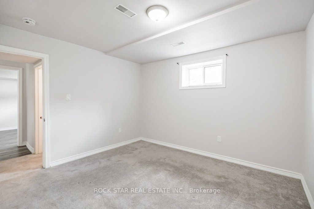 271 Carson Drive #Lower