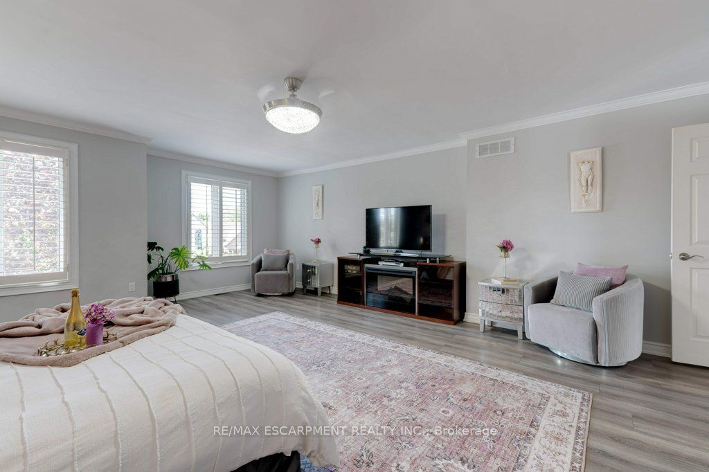 35 Lido Drive