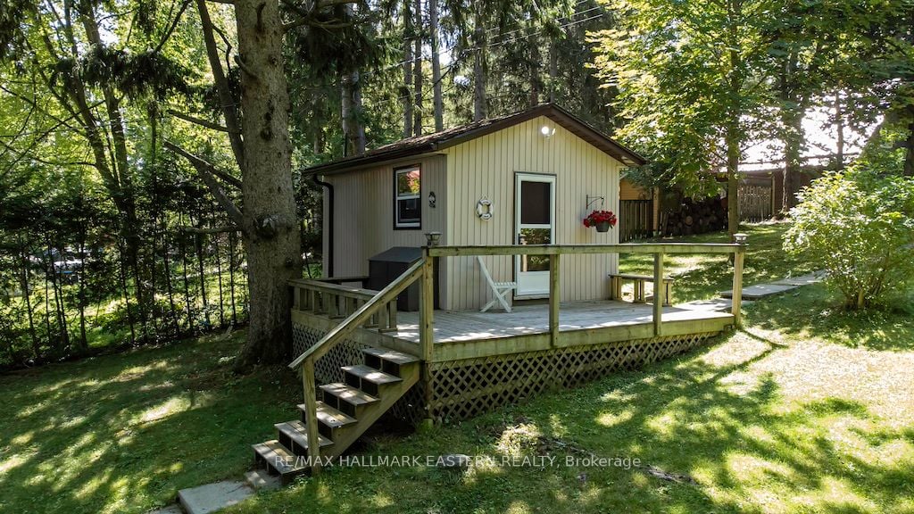 26 Manitou Lane