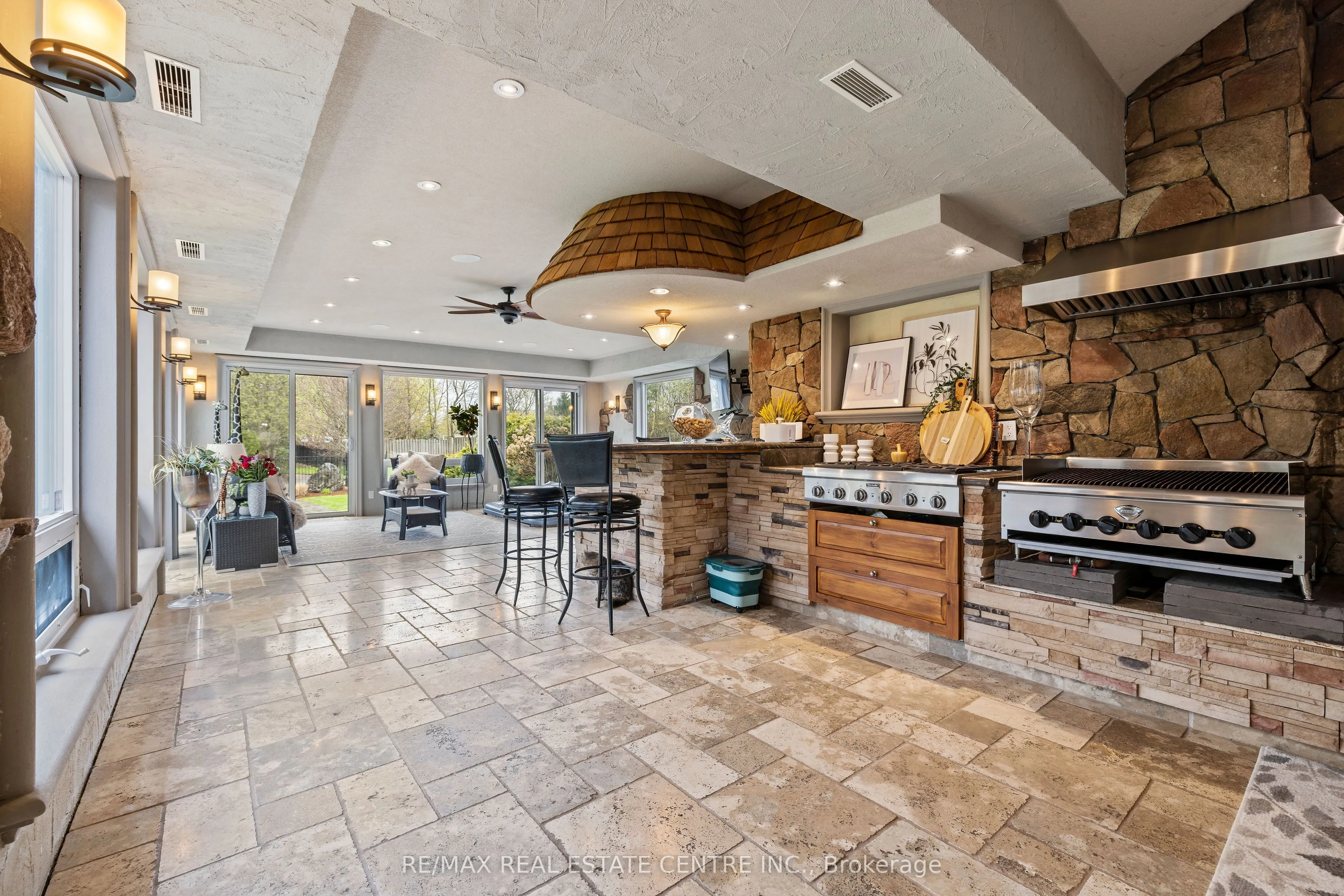 14 Buena Vista Drive