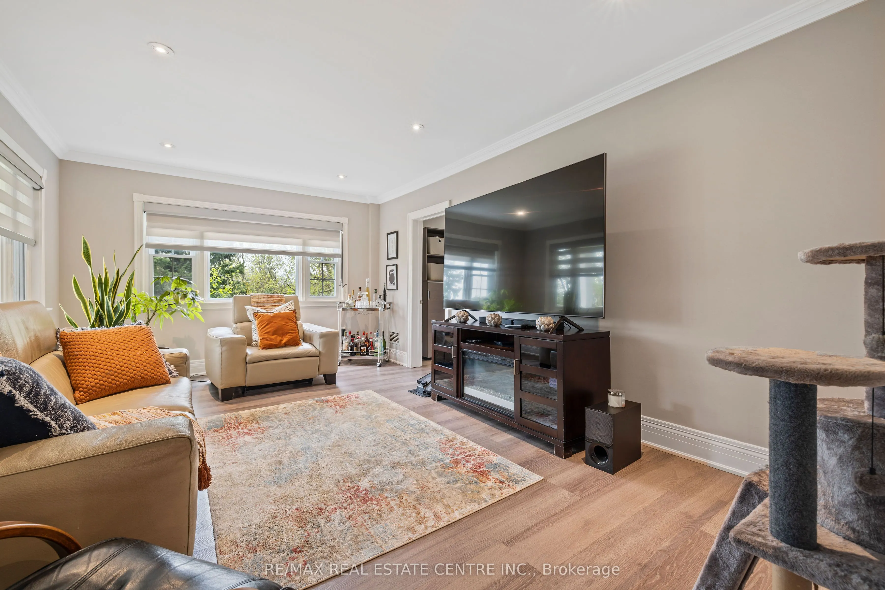 14 Buena Vista Drive