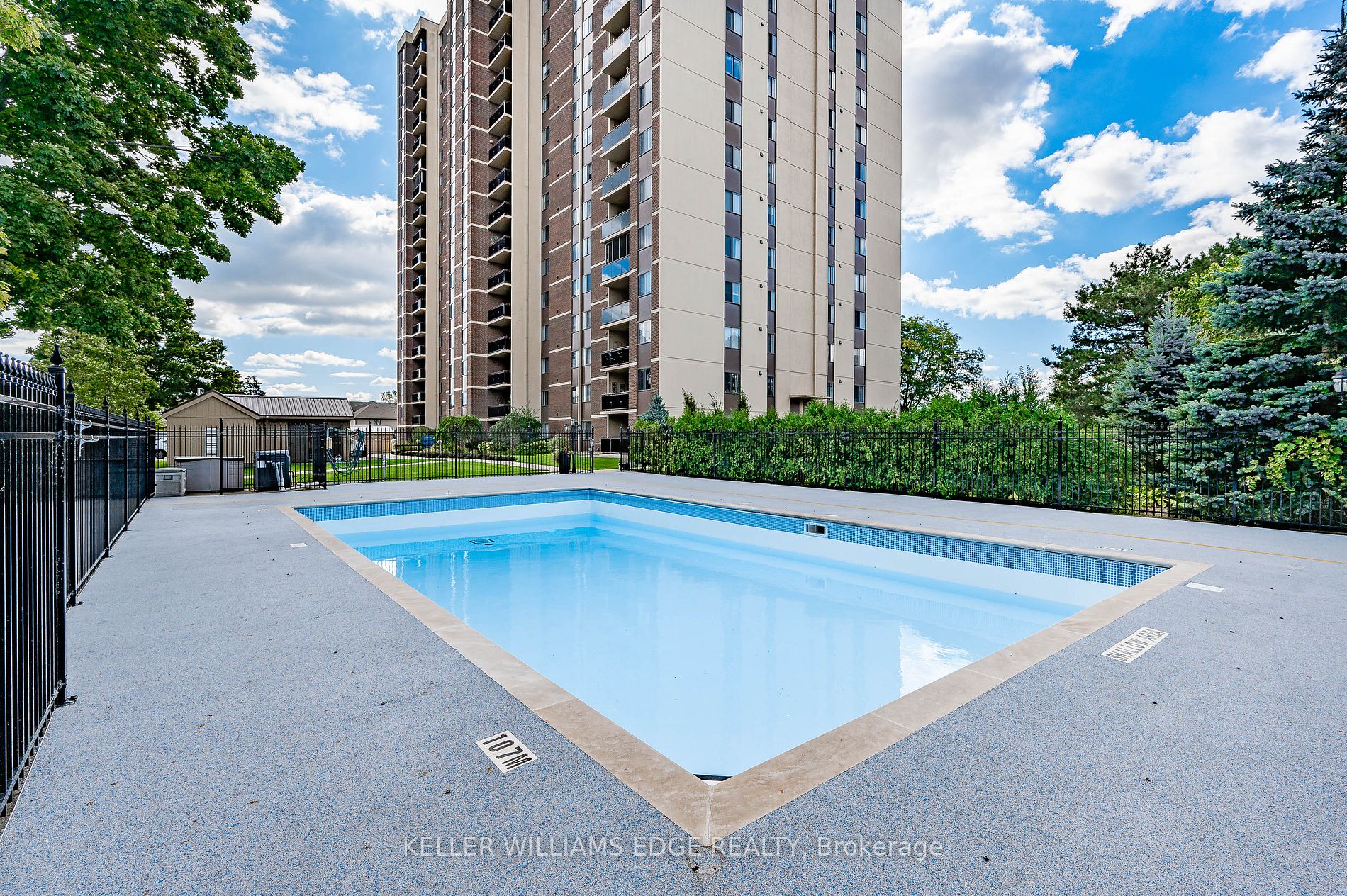 301 Frances Avenue, #404