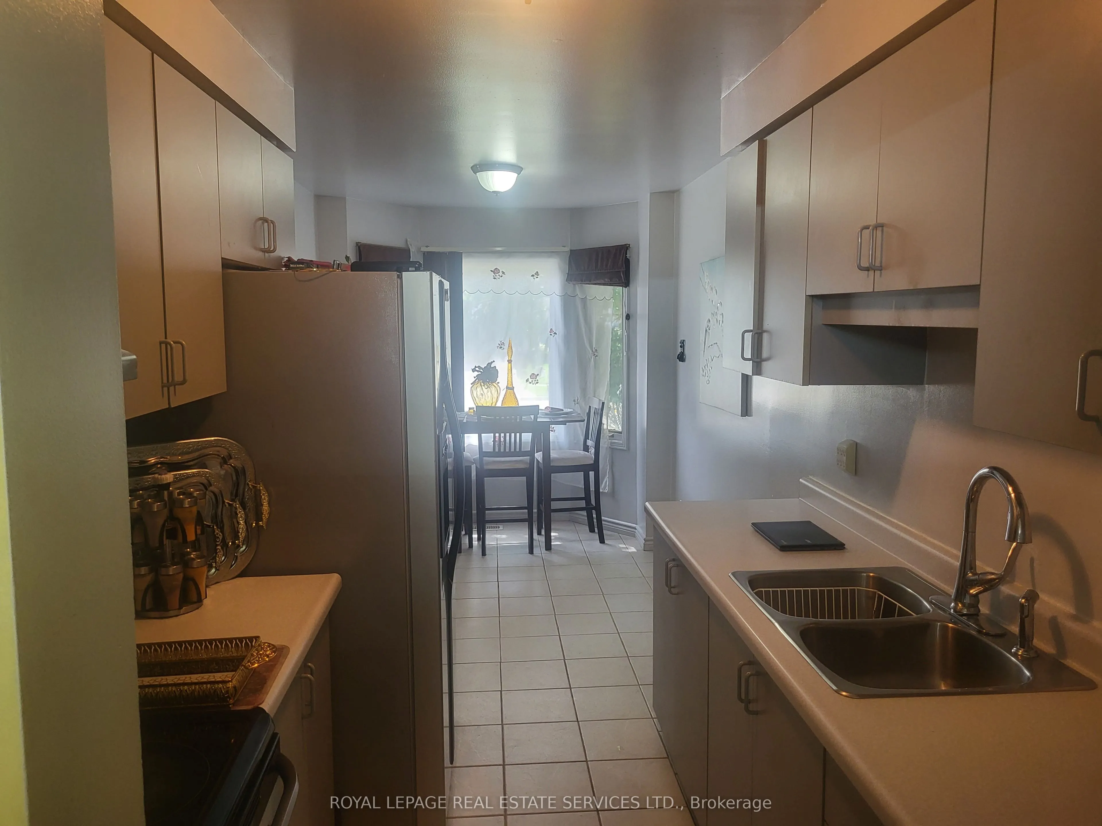 451 Auden Road