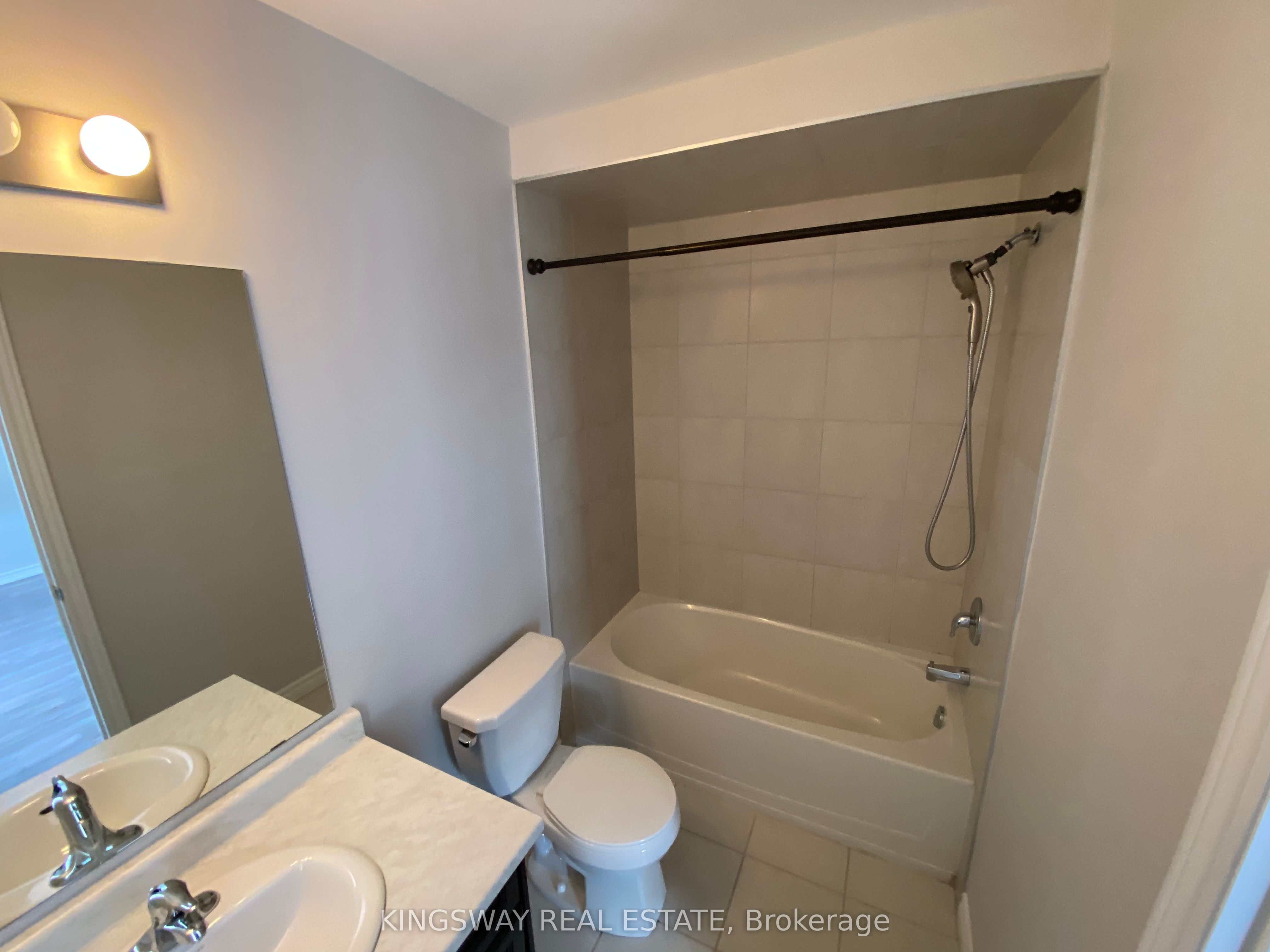 16 Kenridge Terrace