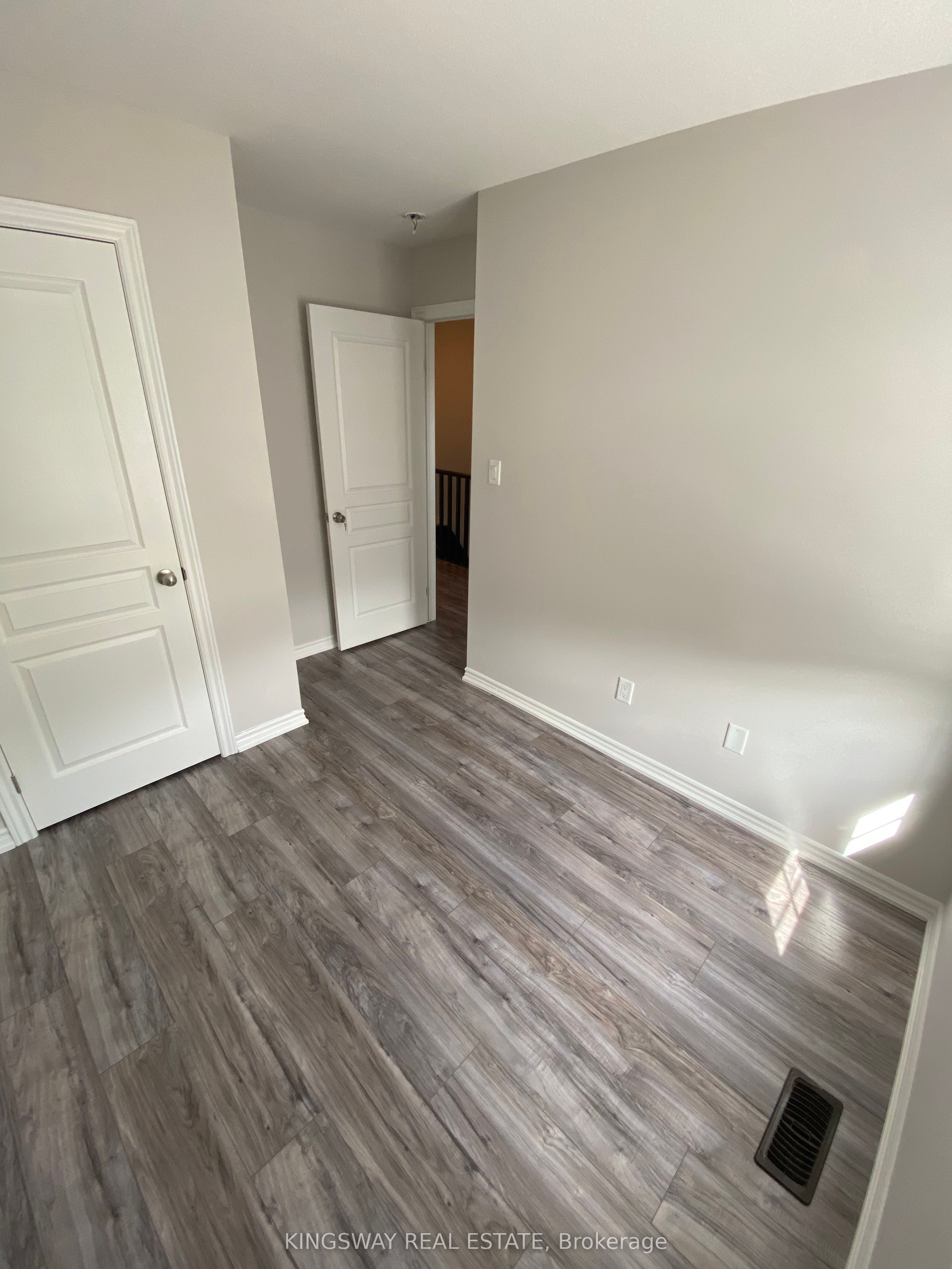 16 Kenridge Terrace